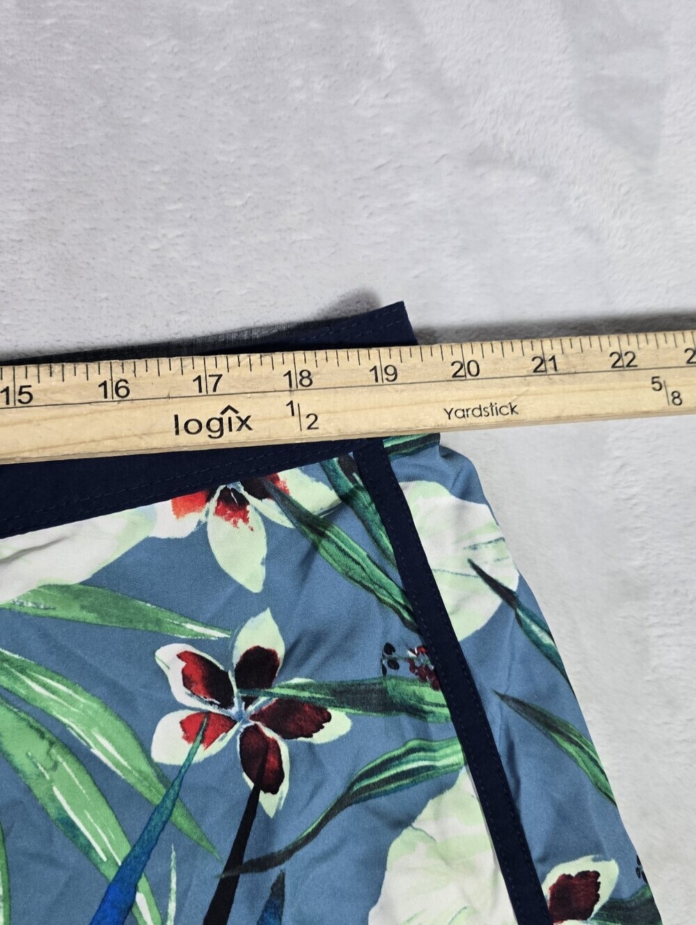 Hurley Shorts 38 Hawaiian Swimwear Floral Phantom Boardshorts Button 7" Inseam - Picture 4 of 8